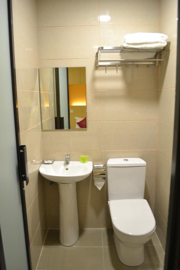 Eazy Hotel At Ampang Batu Empat Extérieur photo